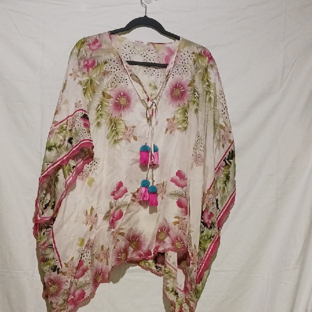 Johnny Was Cream Tunic with Embellished Boxy Style 100%silk